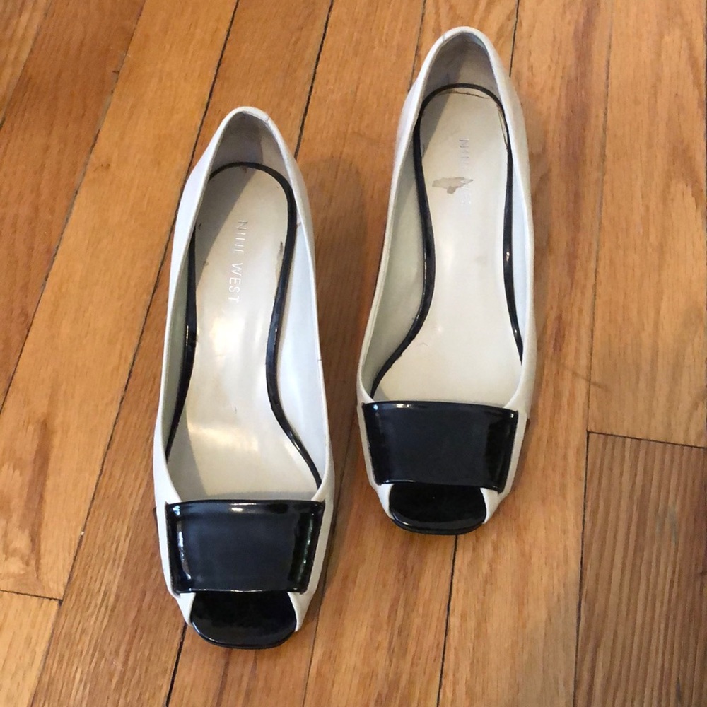 Nine West Open Toe Leather Sandals